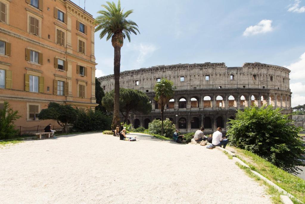 B&B Colosseo Panoramic Rooms Rzym Zewnętrze zdjęcie